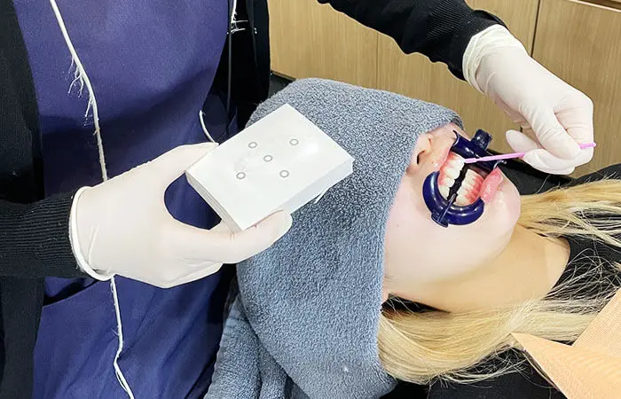 施術：薬液塗布